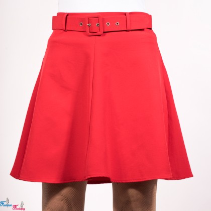 Κόκκινη εβαζέ φούστα με ζώνη