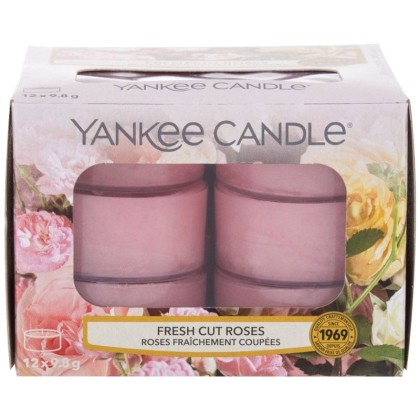 Yankee Candle Fresh Cut Roses Scented Candle 117,6gr