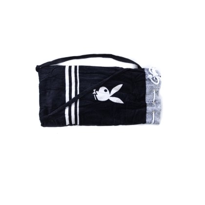 Μαύρη πετσέτα θαλάασσης σε τσάντα Playboy, 130*85
