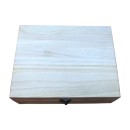 Μεγάλο ξύλινο αλουστράριστο κουτί [20601230]