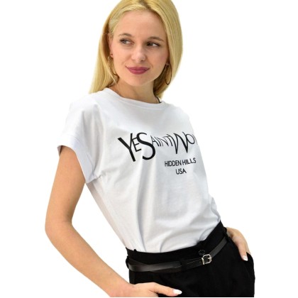 Γυναικείο T-shirt με τύπωμα yesaintwoman
