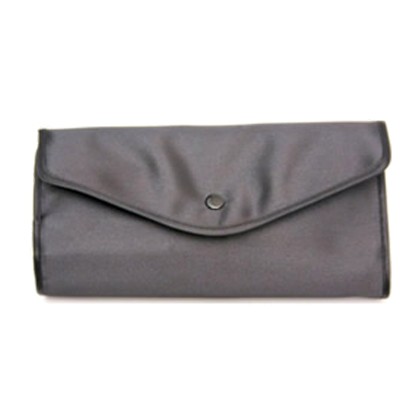 1690 POUCH FOR BRUSHES SATIN