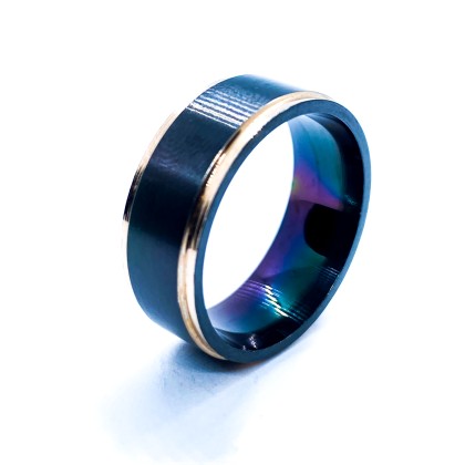 Δαχτυλίδι ανδρικό από τιτάνιο μαύτο ματ με χρυσό φινίρισμα - Bla